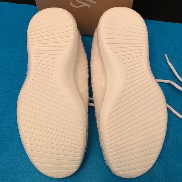 New ALLBIRDS white wool fluffy sneakers Y 3 - Picture 4 of 6